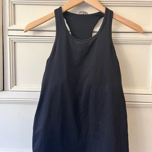 Lululemon tank top with built-in support.